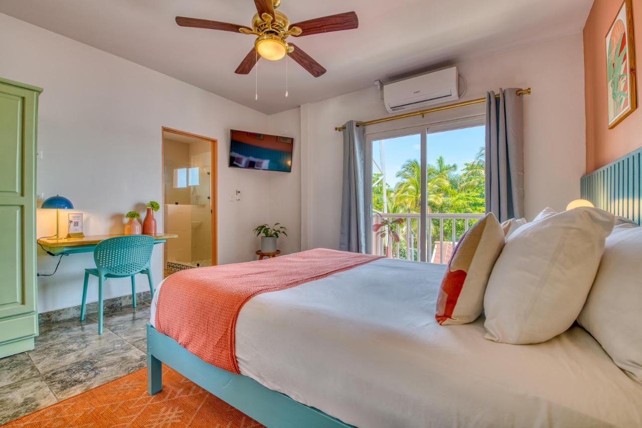 Bocas Paradise Hotel Бокас-дель-Торо Экстерьер фото
